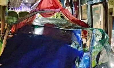 কুমিল্লায় বাস পিষে মারল অটোরিকশার ৩ যাত্রীকে