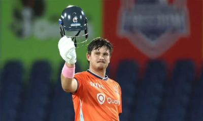 ইতিহাস গড়লেন প্রিটোরিয়াস