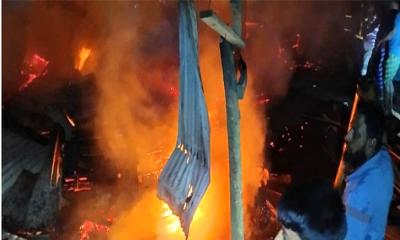চান্দিনায় আগুনে প্রায় কোটি টাকা ক্ষয়ক্ষতি 
