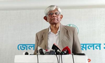 গ্রামের কারা করের আওতায় আসছেন, জানালেন অর্থ উপদেষ্টা