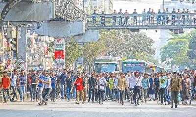 আবারও সংঘর্ষে ঢাকার দুই কলেজের শিক্ষার্থীরা