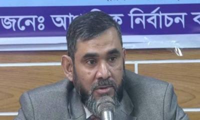 সংসদ নির্বাচন সুষ্ঠুভাবে সম্পন্ন করতে কমিশন প্রস্তুত: ইসি সানাউল্লাহ