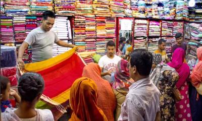 গাইবান্ধায় ঈদের কেনাকাটা জমে উঠেছে 