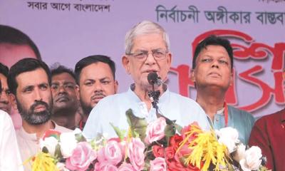 নতুন বাংলাদেশ গড়ার পথে বিভ্রান্ত হওয়া যাবে না: ফখরুল