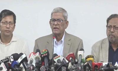 বিদেশে নিয়ে যাওয়ার মতো খালেদা জিয়ার শারীরিক অবস্থা নেই : ফখরুল