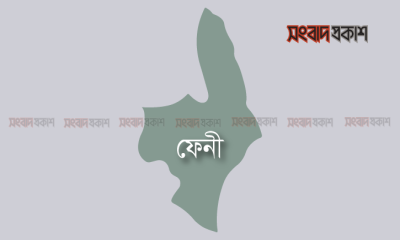 ১৭ বস্তা ভারতীয় চিনি জব্দ