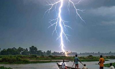 পাবনায় বিলে মাছ ধরতে গিয়ে বজ্রপাতে প্রাণ হারালেন ছয়জন