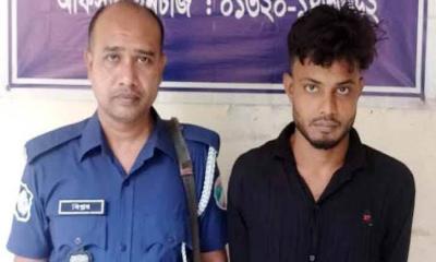ফুচকা খেয়ে হাসপাতালে ২ শতাধিক, বিক্রেতা আটক