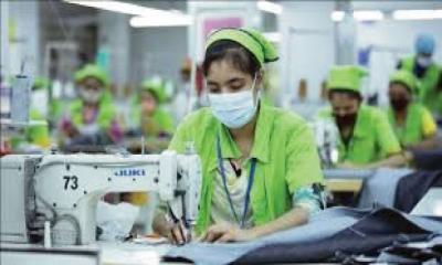 মার্কিন শুল্কের প্রভাবে পোশাক রপ্তানিতে ‘ধস’