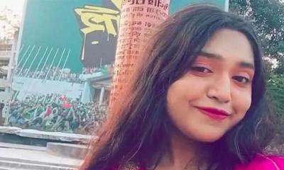 জুলাই শহীদ স্মৃতিস্তম্ভের সামনে দাঁড়িয়ে অশালীন গালাগালি, তরুণী গ্রেপ্তার