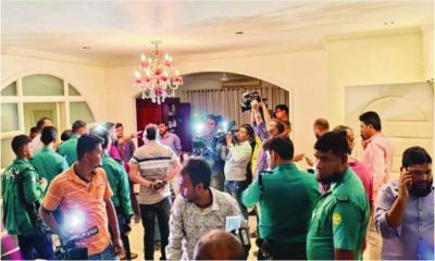 গভীর রাতে এইচ টি ইমামের ছেলের বাসায় বিপ্লবী ছাত্র-জনতার তল্লাশি