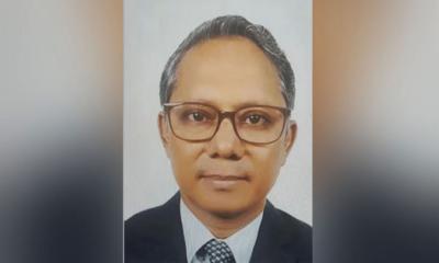 রুমে গিয়ে মেয়ে দেখেন বাবা ফ্যানের সঙ্গে ঝুলছেন