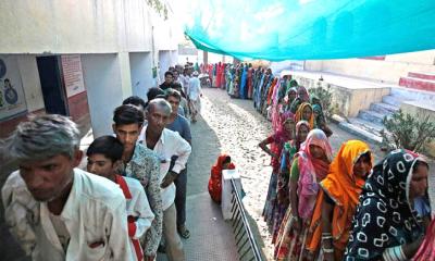 পশ্চিমবঙ্গে বিধানসভা নির্বাচনে টানটান উত্তেজনা