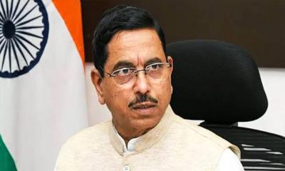 নতুন কেন্দ্রীয় শিক্ষামন্ত্রী হলেন প্রহ্লাদ জোশী