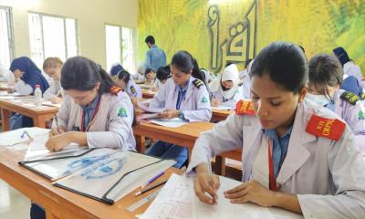 এইচএসসির দ্বিতীয় দিনে অনুপস্থিত ২৭ হাজার