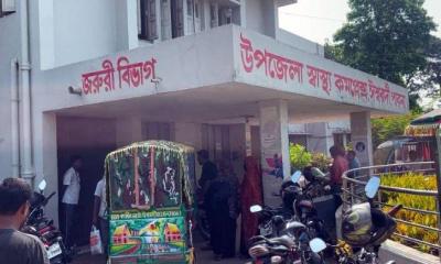 কাভার্ডভ্যান কেড়ে নিল মা-মেয়েসহ ৩ জনের প্রাণ