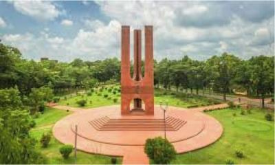 গাঁজা সেবনকালে হল থেকে ৬ বিশ্ববিদ্যালয় শিক্ষার্থী আটক