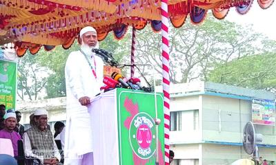 যোগ্যতার ভিত্তিতে নারীরা দেশ গড়ার কাজ পাবেন: জামায়াত আমির