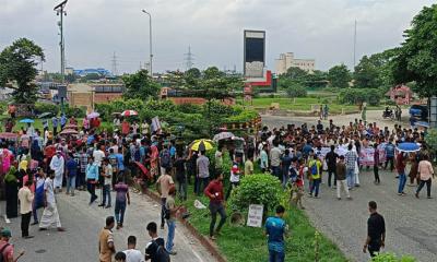 যমুনা সেতু অবরোধ, ঢাকা-উত্তরবঙ্গে যান চলাচল বন্ধ