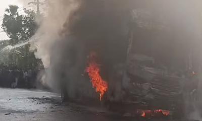 যশোরে চলন্ত বাসে অগ্নিকাণ্ড
