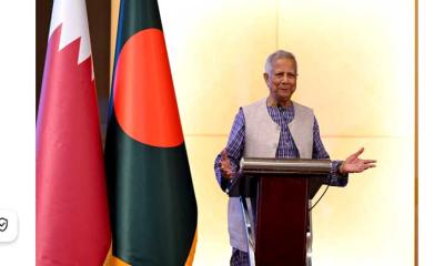 কাতারের বিনিয়োগকারীদের যে আহ্বান জানালেন প্রধান উপদেষ্টা