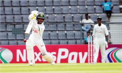 সিলেটে ধুঁকছে বাংলাদেশ