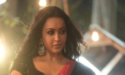 নাচের মাঝেই মঞ্চে ধরে গেল আগুন, তবু নাচ থামাননি কৌশানি