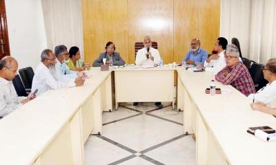 খুলনা শহরকে পরিচ্ছন্ন ও সবুজায়ন করতে কাজ চলছে : প্রশাসক