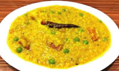 হঠাৎ জাতে ওঠা ল্যাটকা খিচুড়ি এখন ভাইরাল