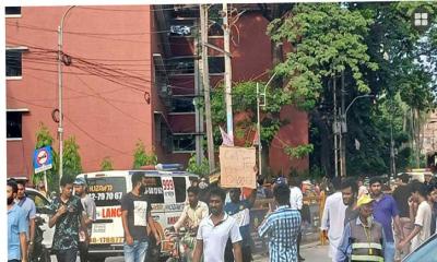 উত্তরায় বিমান দুর্ঘটনা, রক্তের জন্য মাইকিং