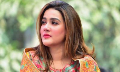 হঠাৎ কী হলো, কেন এমন ঘোষণা দিলেন মাহি