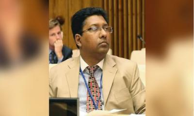 সাবেক রাষ্ট্রপতি আবদুল হামিদের জামাতাকে অবসরে পাঠাল সরকার