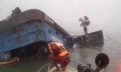 দায়িত্বে অবহেলার কারণে ডুবেছিল রজনীগন্ধা ফেরি, ১১ কর্মী বরখাস্ত