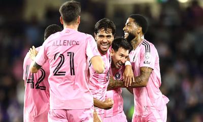 মেসির জাদুতে ঘুরে দাঁড়ালো মায়ামি