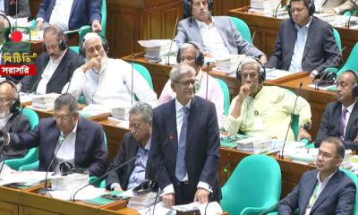 দেশপ্রেম ও সাহসিকতার এক অনন্য প্রতীক খালেদা জিয়া