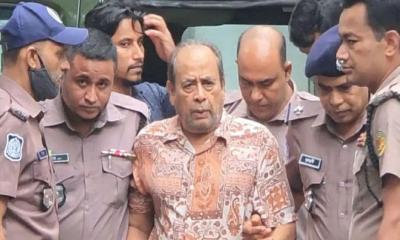 ট্রাইব্যুনালে হাজির সাবেক সেনা কর্মকর্তা মোজাফফর