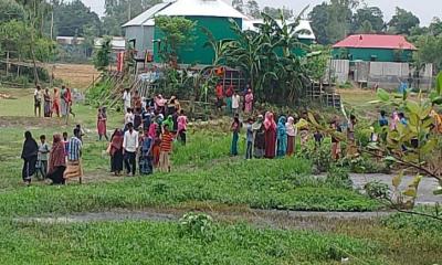 খামারের পেছনে পড়ে ছিল কর্মচারীর গলাকাটা মরদেহ
