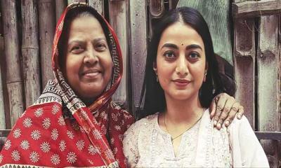 অভিনেত্রী অর্ষার মা আর নেই