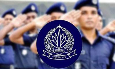 পুলিশের ইউনিফর্মে ফিরছে নীল-অলিভ রং