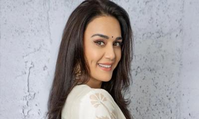 আমিরের সঙ্গে কাজ করতে মুখিয়ে আছি: প্রীতি জিনতা