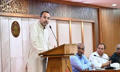 জ্বালানি তেলের দাম ‘সীমিত’ বাড়ানো হয়েছে: মাহদী আমিন