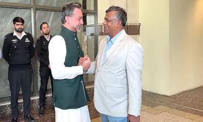 মধ্যরাতে ডাক পেয়ে হঠাৎ কেন লাহোরে আমিনুল