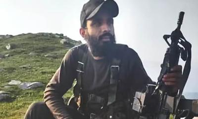 কাশ্মীরে এনকাউন্টারে জইশের মোস্ট ওয়ান্টেডসহ নিহত ৩