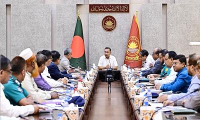 ঢাকার গণপরিবহন ব্যবস্থাপনা নিয়ে বৈঠকে প্রধানমন্ত্রী