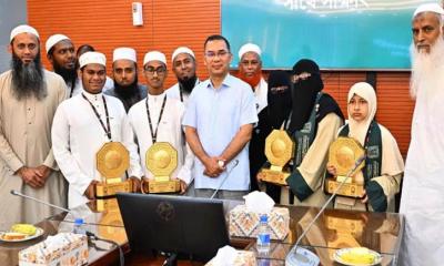 বিশ্বজয়ী হাফেজদের প্রধানমন্ত্রীর সংবর্ধনা