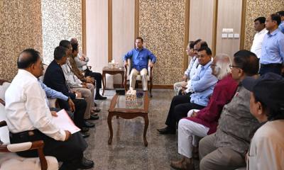 প্রধানমন্ত্রীর সঙ্গে পূজা উদযাপন পরিষদের প্রতিনিধিদের সাক্ষাৎ