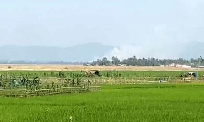 সীমান্তে আগুন ও ধোঁয়ার কুণ্ডলী, আতঙ্কে টেকনাফের বাসিন্দারা