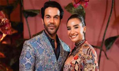 বিবাহবার্ষিকীর দিনেই সুখবর দিলেন রাজকুমার-পত্রলেখা