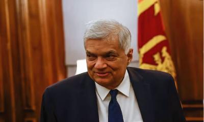 গণ-অভ্যুত্থানের পর দায়িত্ব নেওয়া প্রেসিডেন্টকে গ্রেপ্তার করল পুলিশ