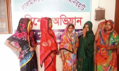 রথযাত্রায় শাখা-সিঁদুর পরে চুরি, ৫ নারী আটক